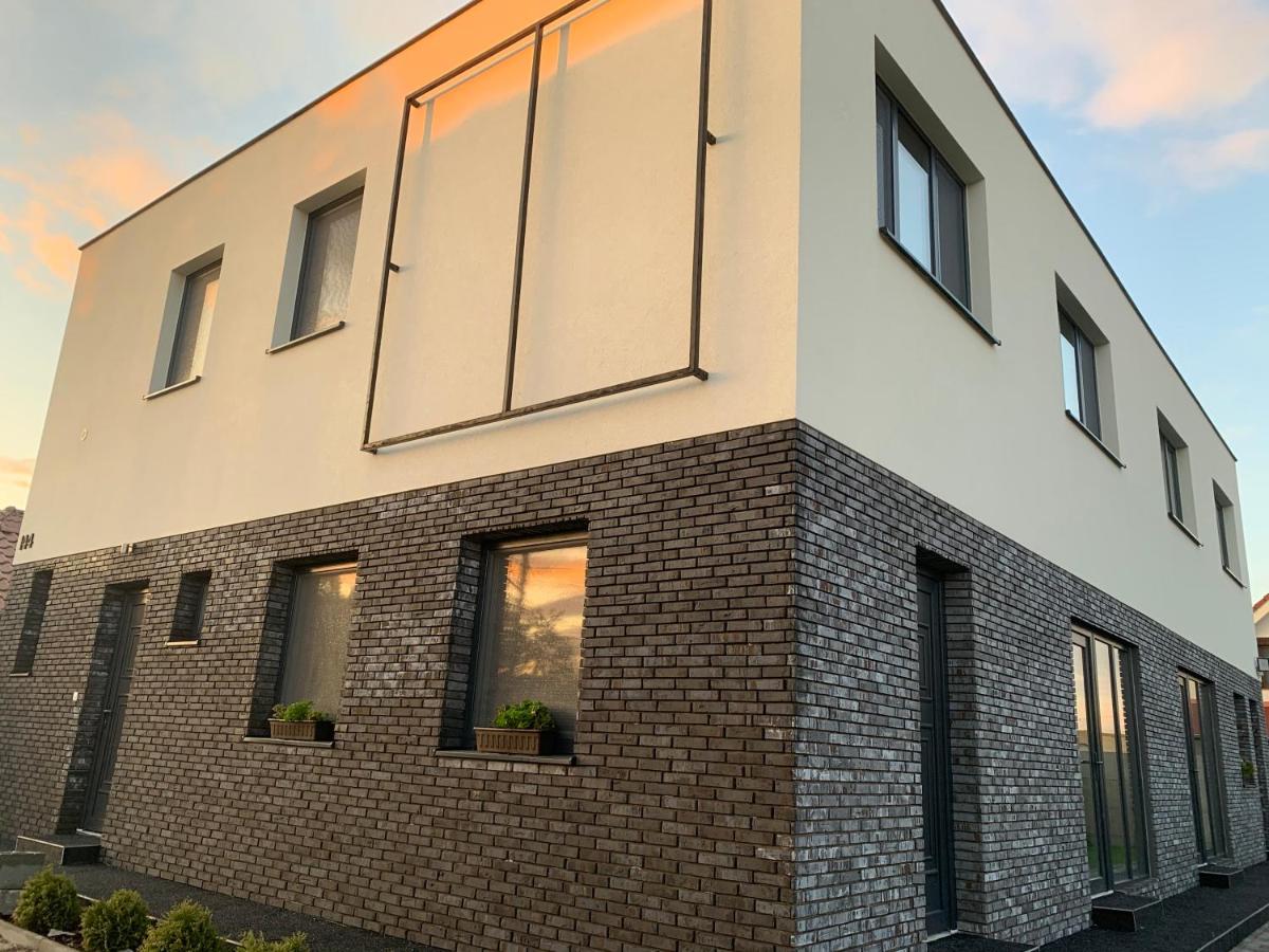 Luxury Private Apartment - B&B Horná Potôň