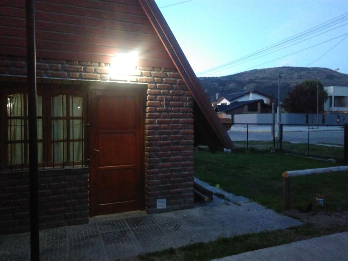 B&B Esquel - Departamento E.M.A - Bed and Breakfast Esquel