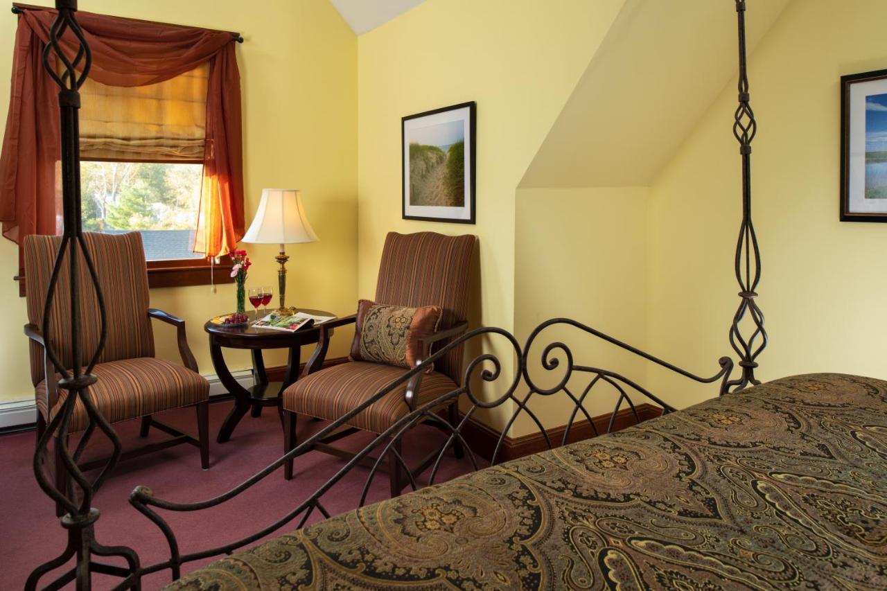 King Room with Spa Bath