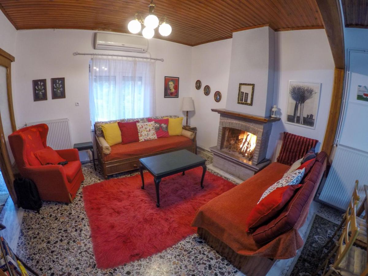 B&B Ioannina - Breathtaking Lake View Cottage with a Fireplace Next to Ioannina City! - Bed and Breakfast Ioannina