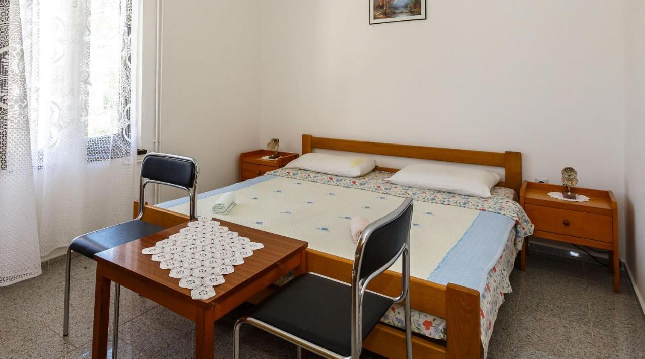 Appartement met 2 Slaapkamers, een Balkon en Uitzicht op Zee