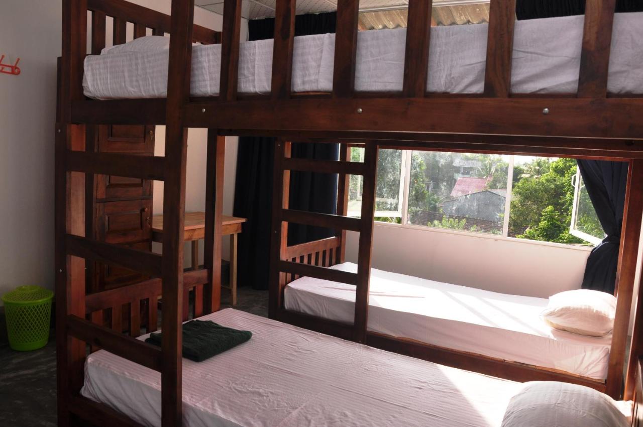 Bunk Bed in Mixed Dormitory Room