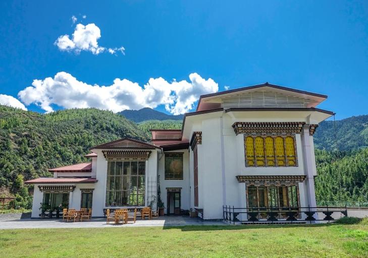 B&B Timbu - The Postcard Dewa, Thimphu, Bhutan - Bed and Breakfast Timbu