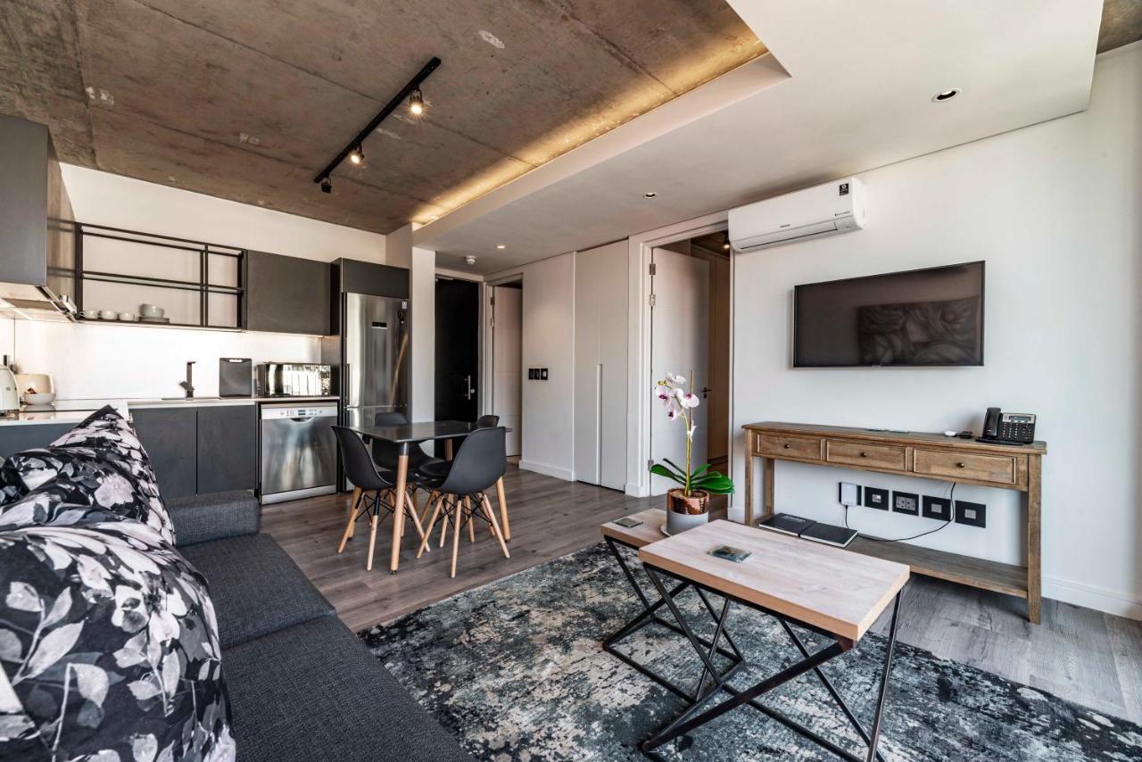 411 The Signature, De Waterkant - B&B