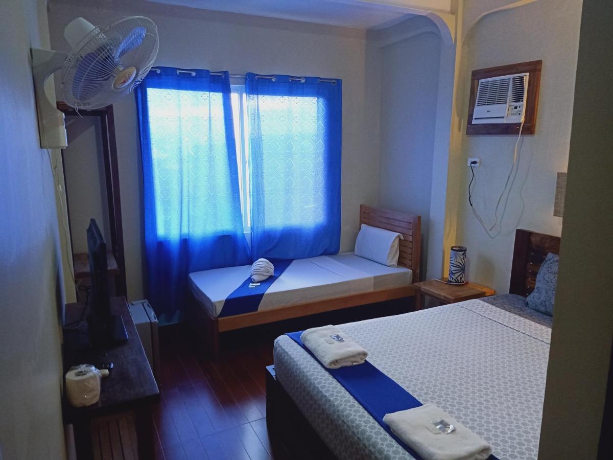 Triple Room with Sea View