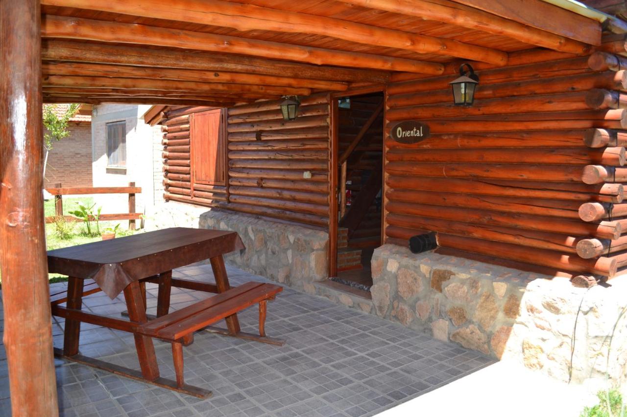 Bungalow (5 Adults)