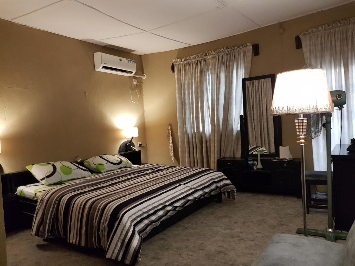 B&B Lagos - C O Apartment - Bed and Breakfast Lagos