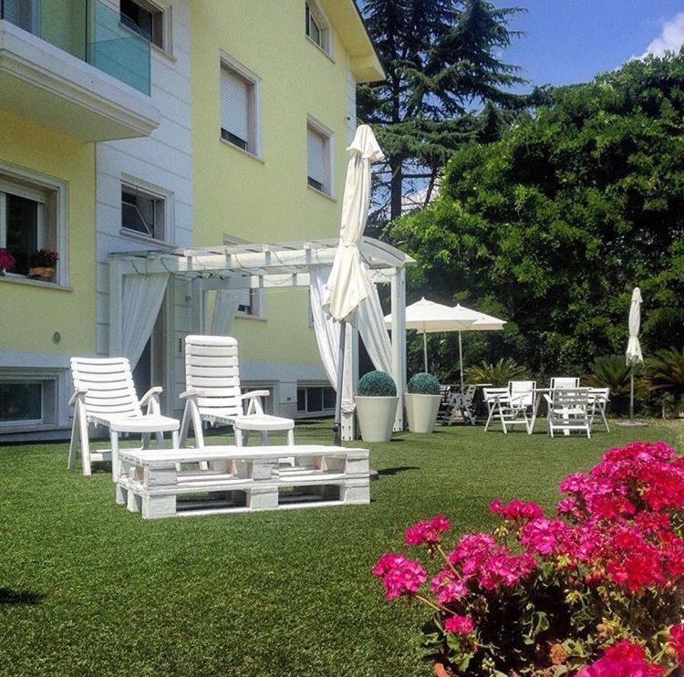 Ascoli Bonjour b&b & Apartments Parcheggio Privato & Giardino - B&B
