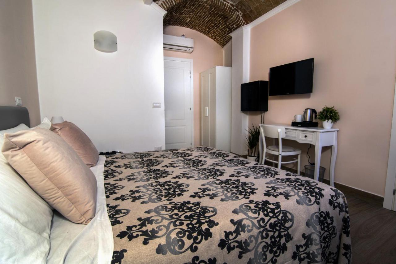 Double or Twin Room with Private Bathroom