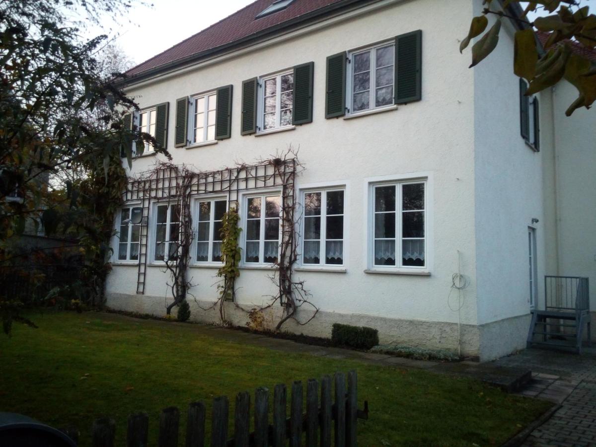 B&B Pöttmes - Ferienwohnung Kopold "Im alten Schulhaus" - Bed and Breakfast Pöttmes