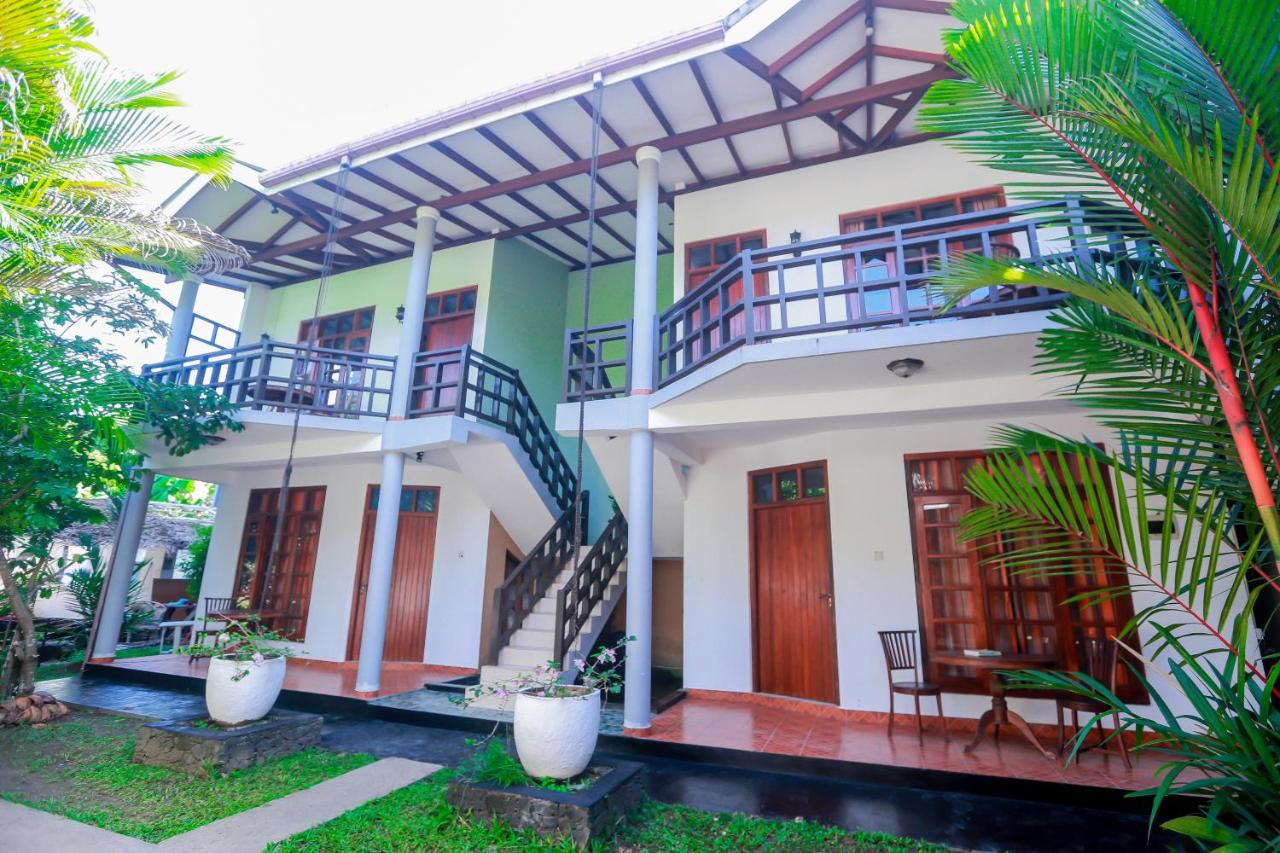 DANDELION - Unawatuna - B&B Unawatuna