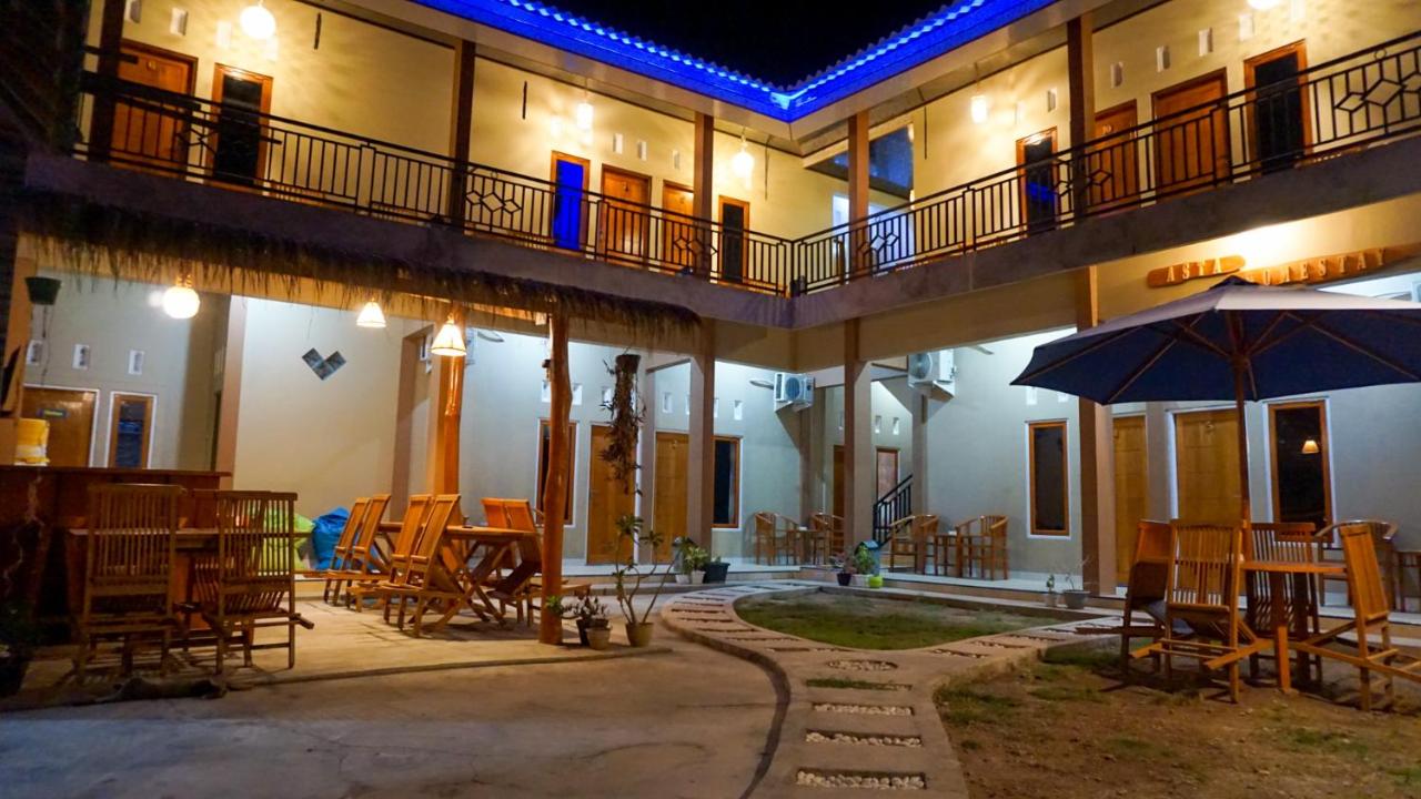 Asta Homestay - B&B