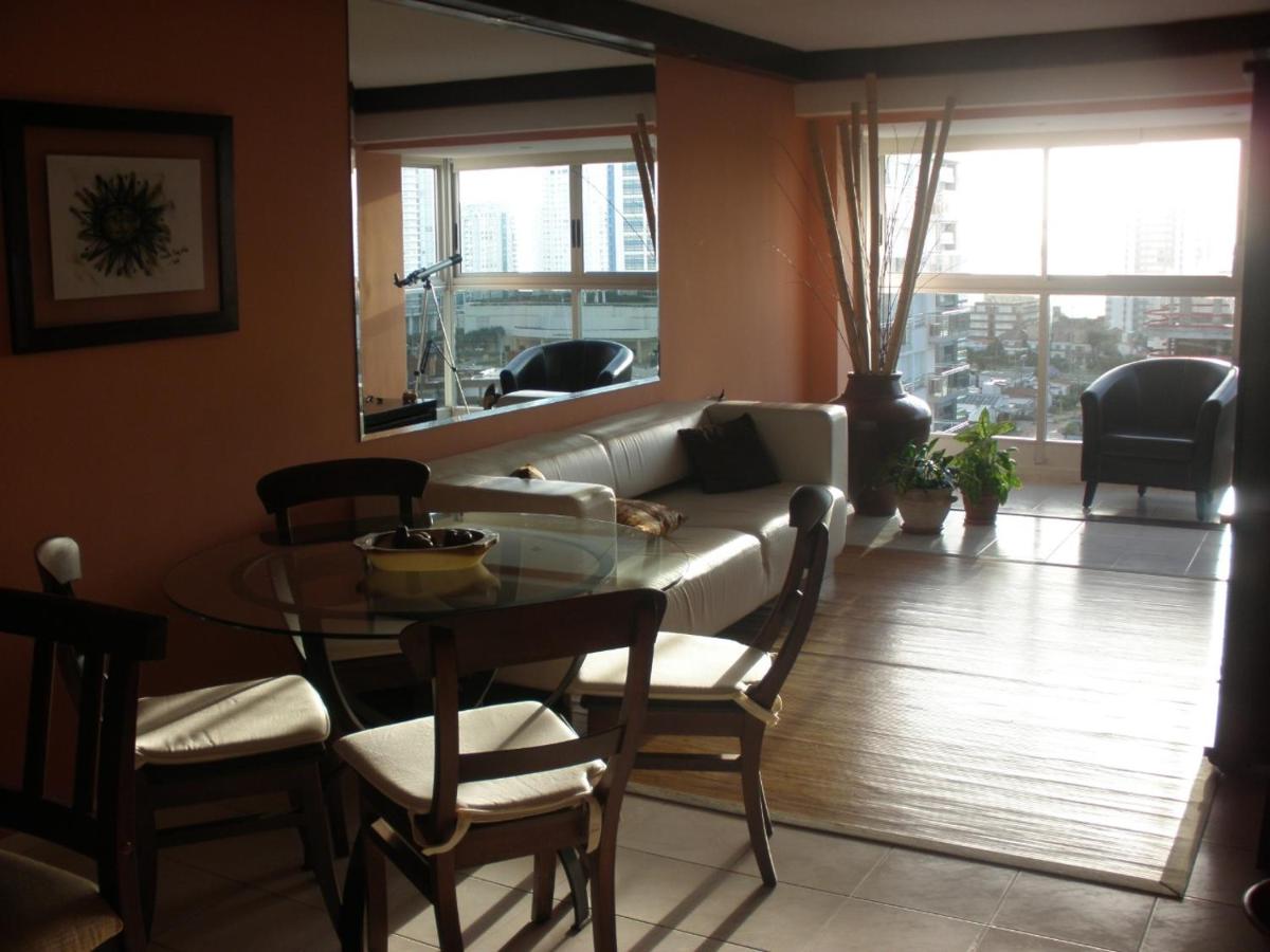 Edificio LONG BEACH - Bed and Breakfast Punta del Este
