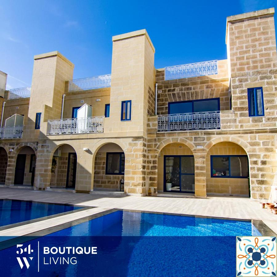 B&B Għarb - Fiftyfour West Boutique Living - Bed and Breakfast Għarb