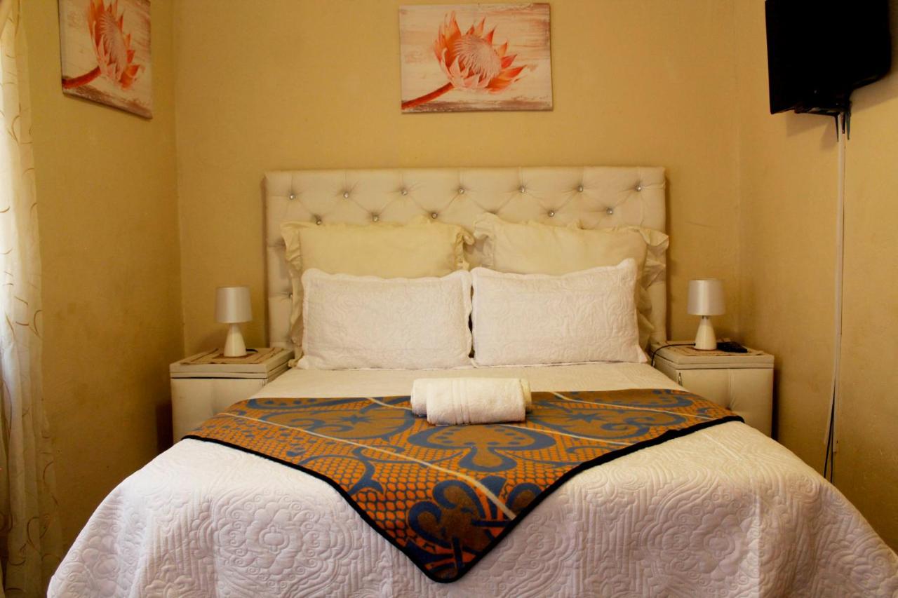 Tweepersoonskamer met Uitzicht op de Bergen