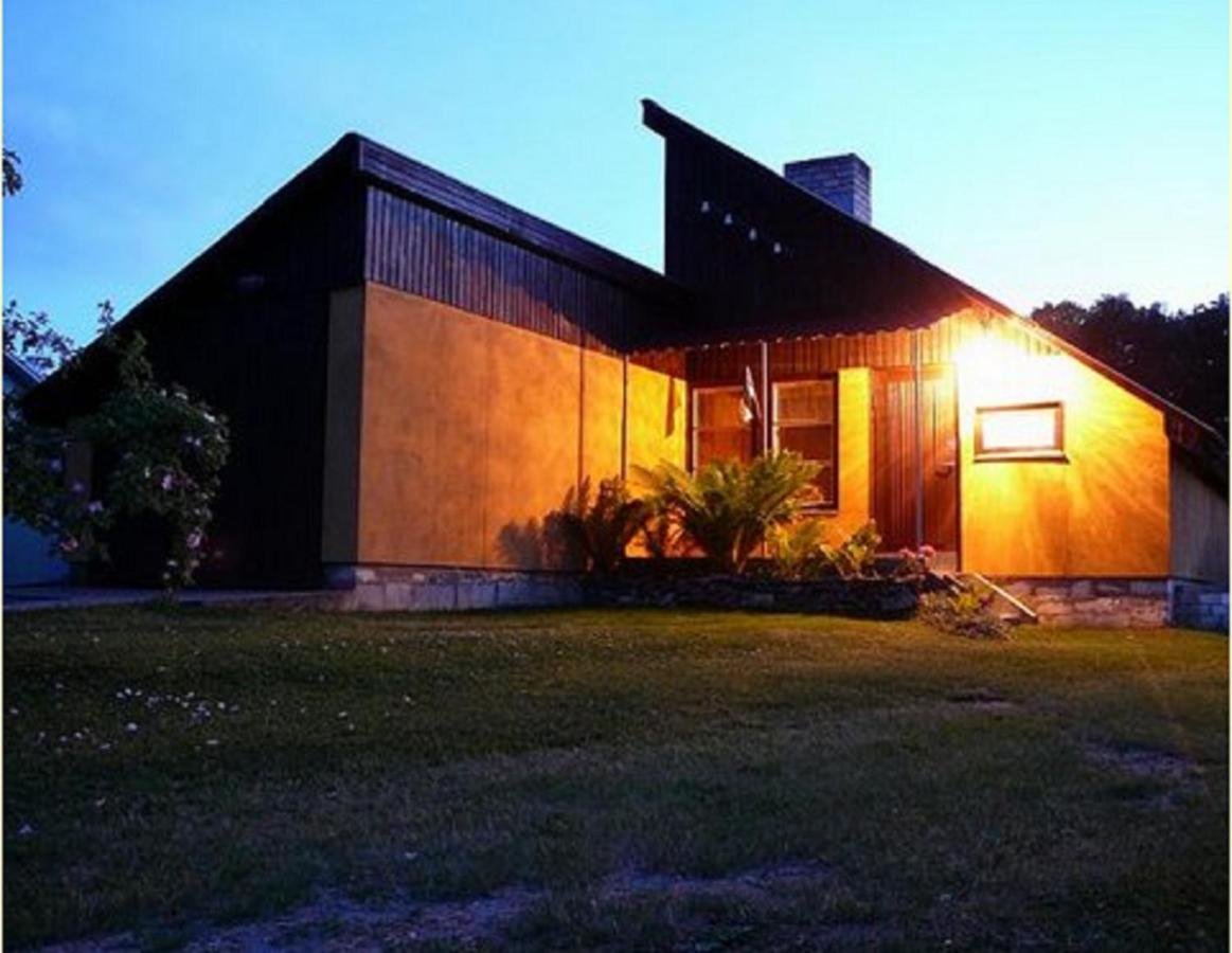 Kuke Holiday Home - B&B