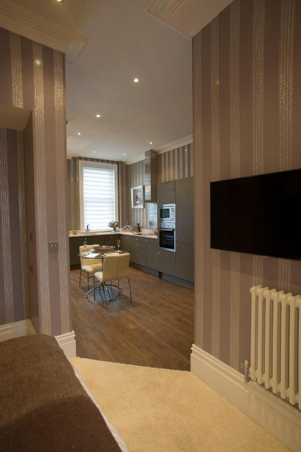 Luxury Apartment - The Hambleton Suite