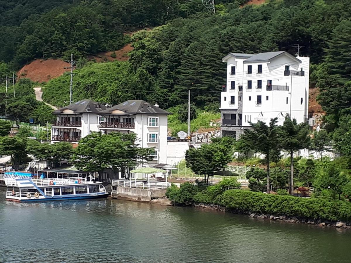 B&B Gapyeong County - Interlaken Stay - Bed and Breakfast Gapyeong County