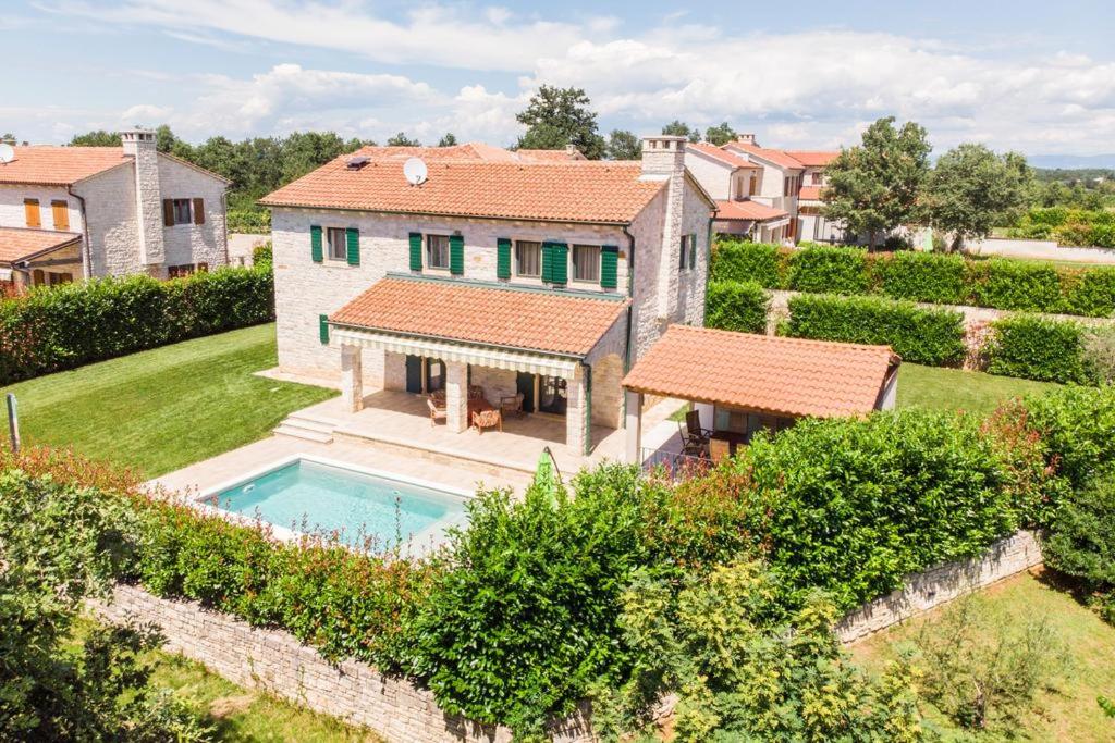 B&B Višnjan - Visignano - Villa Dracena mit privatem Pool - Bed and Breakfast Višnjan - Visignano