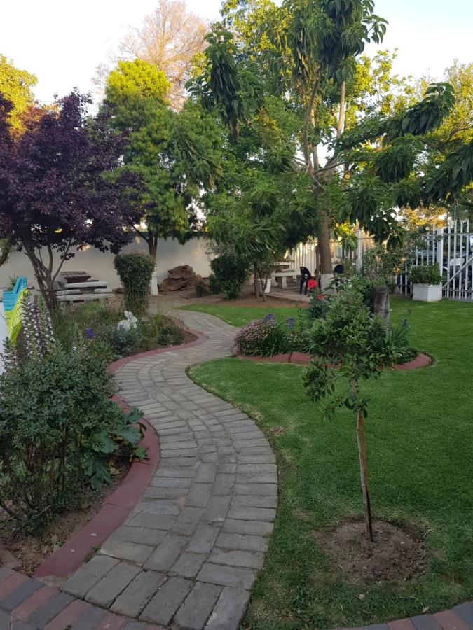 Good 2 Go Guest House - Bed and Breakfast