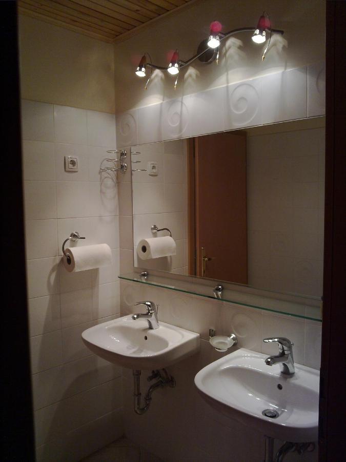 Quadruple Room with Private External Bathroom