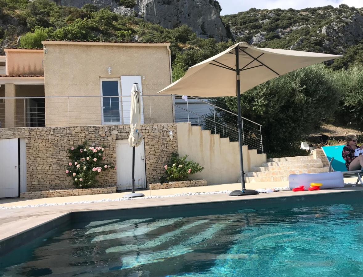 Luxury air-con Villa, heated pool, stunning views, nearby a lively village - Ferienwohnung