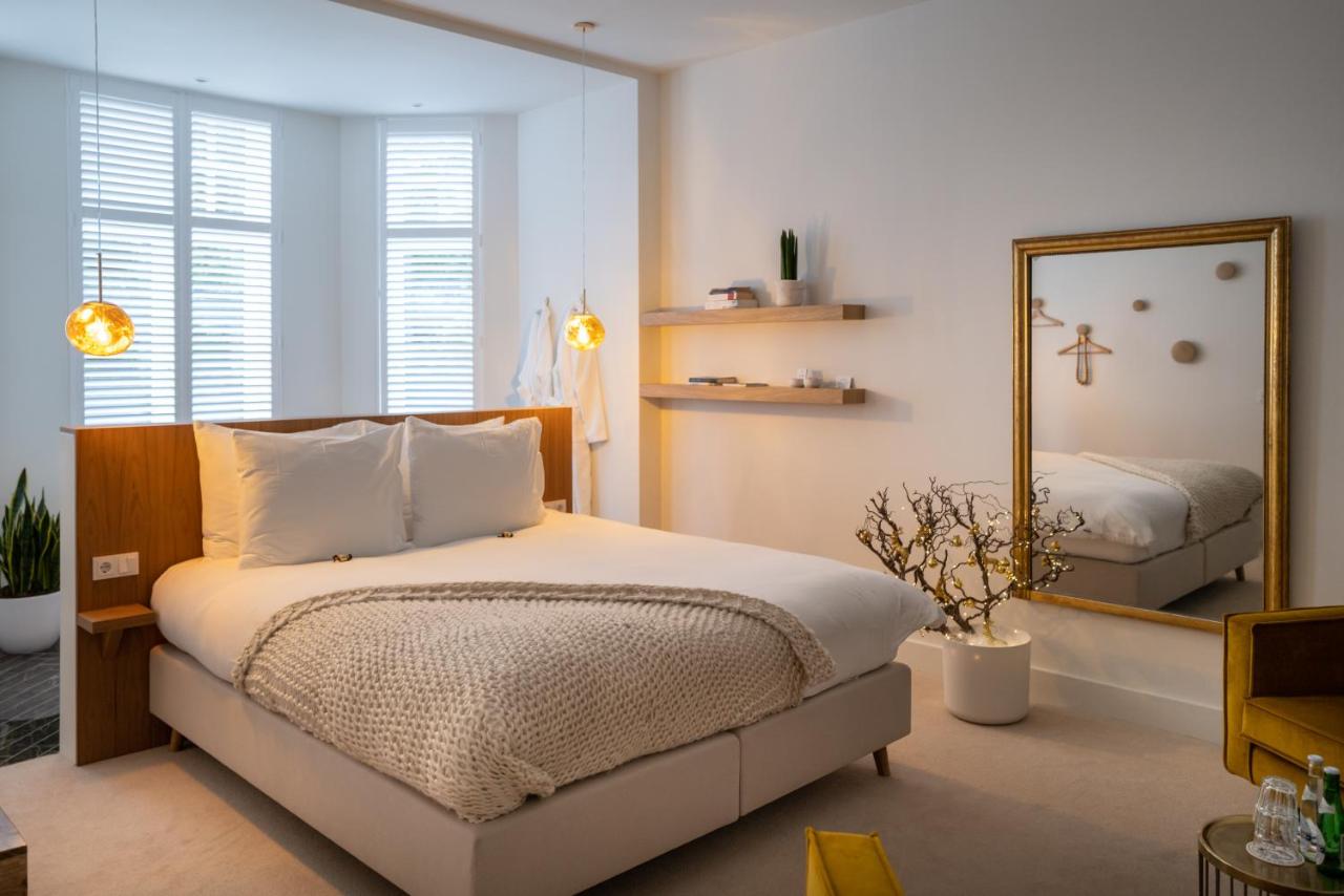 Doppelzimmer mit Whirlpool-Badewanne