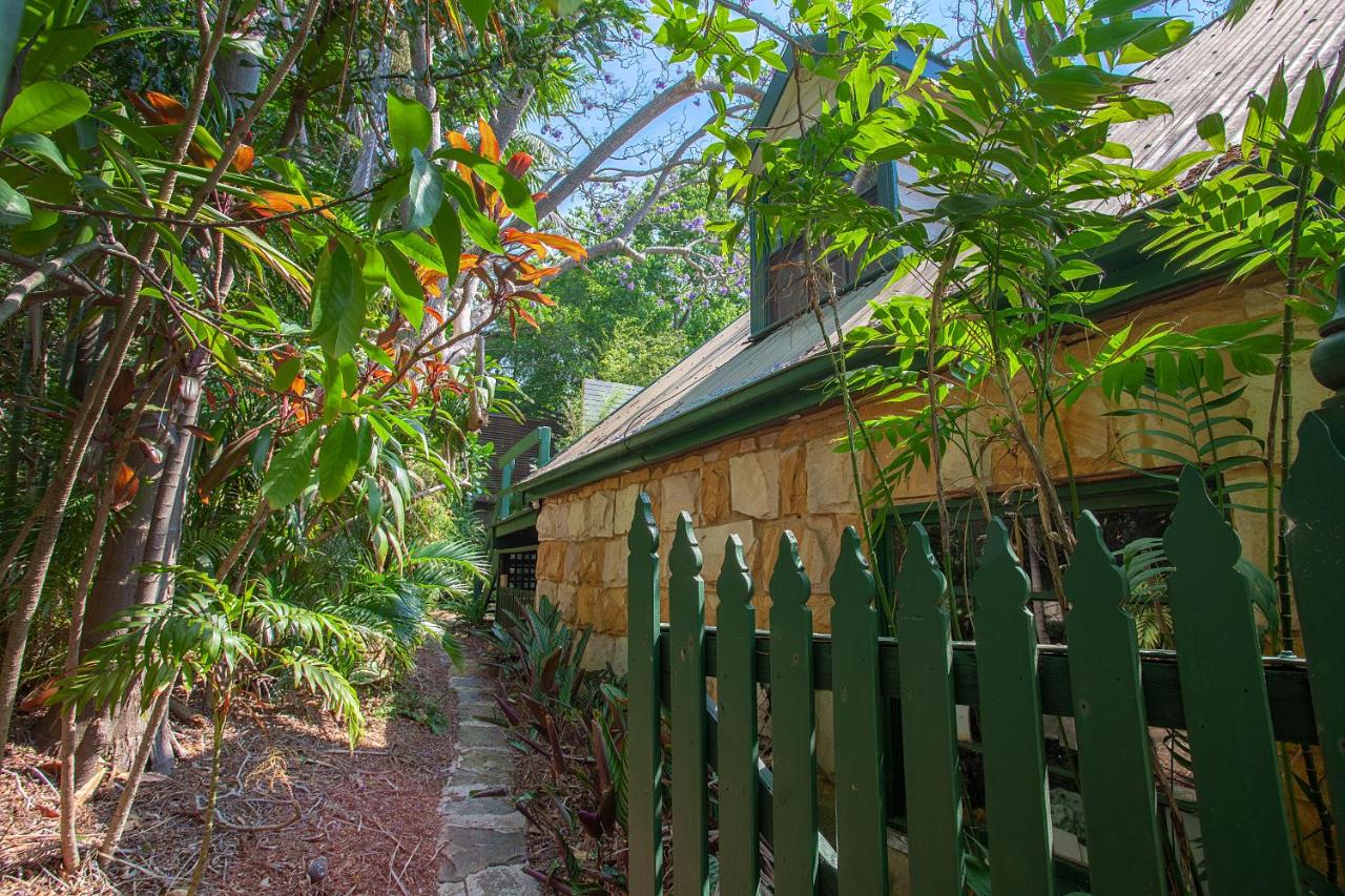 B&B Sydney - Woolwich Studio Bliss, Private Oasis by the Water - Bed and Breakfast Sydney