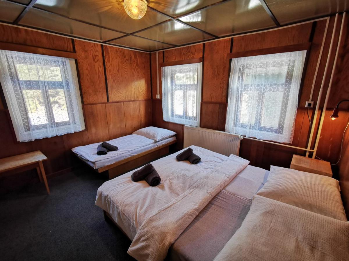 Comfort Triple Room with Shower