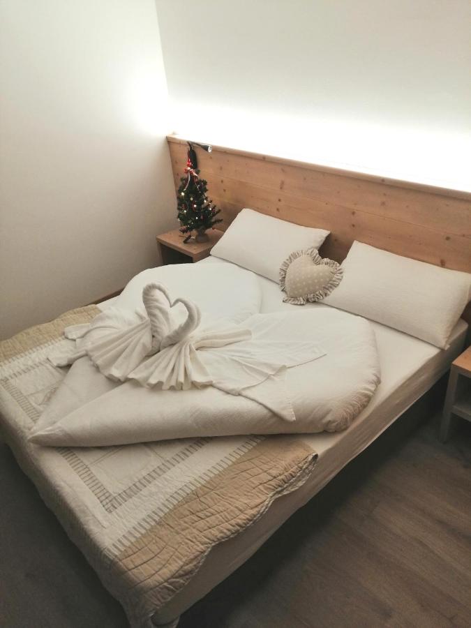 B&B Cavedago - LE 4 STAGIONI - Bed and Breakfast Cavedago