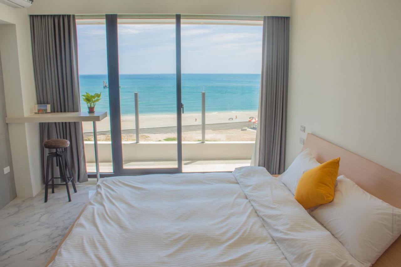 Double or Twin Room with Sea View