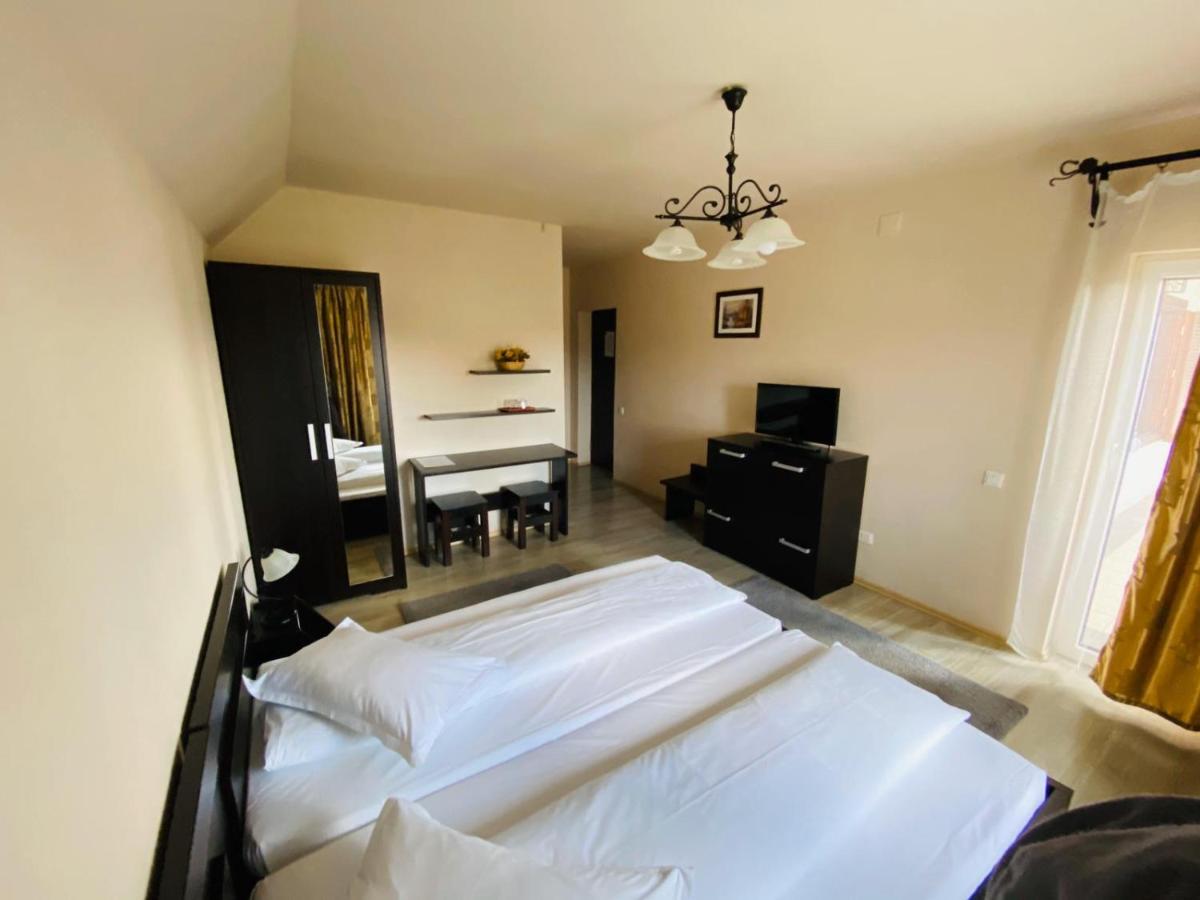 Double or Twin Room with Private Bathroom
