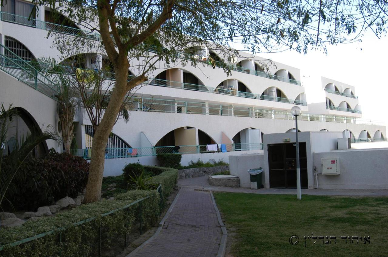Eilat Family Apartment Garden & Free Parking - B&B
