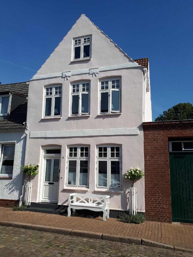 B&B Friedrichstadt - Ferienhaus Käte - Bed and Breakfast Friedrichstadt