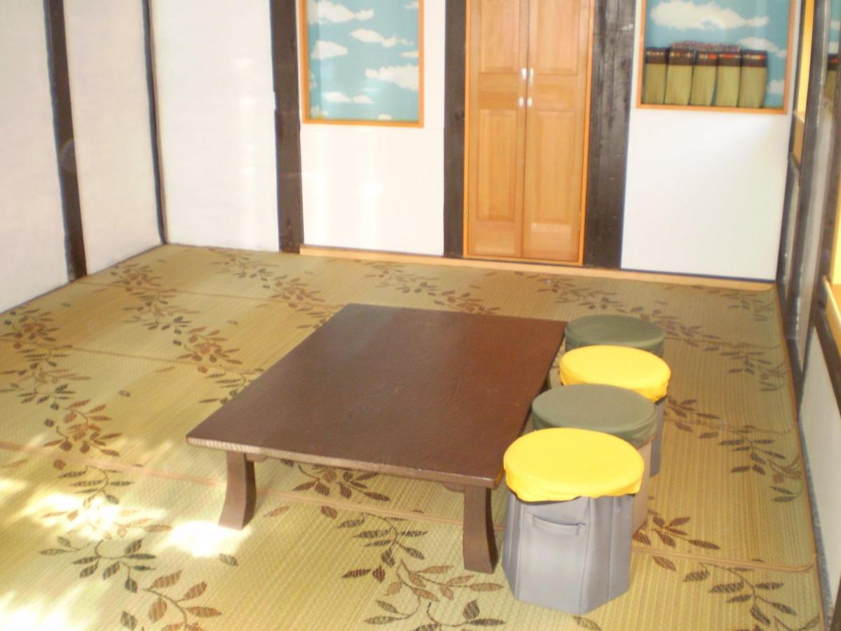 Japanese-Style Room - Annex