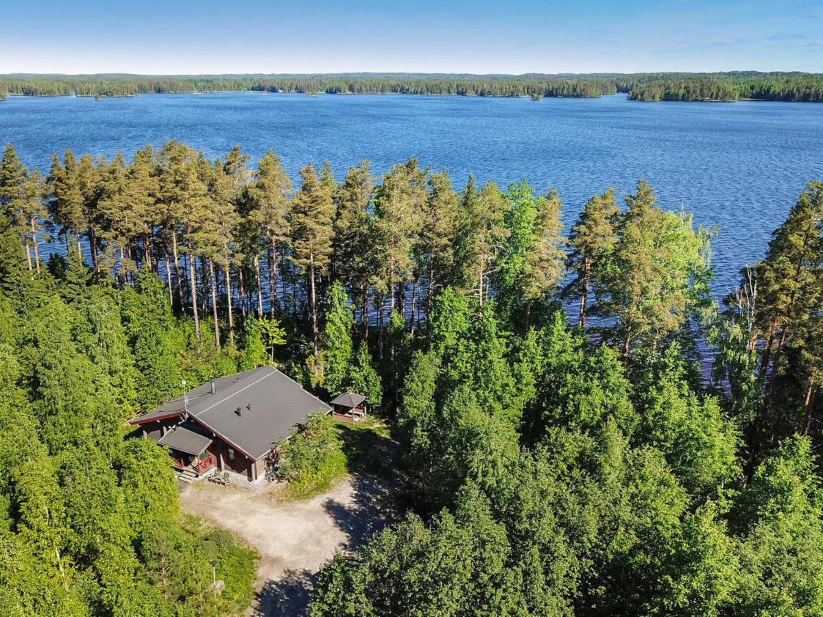 B&B Mäntyharju - Holiday Home Villa salix by Interhome - Bed and Breakfast Mäntyharju