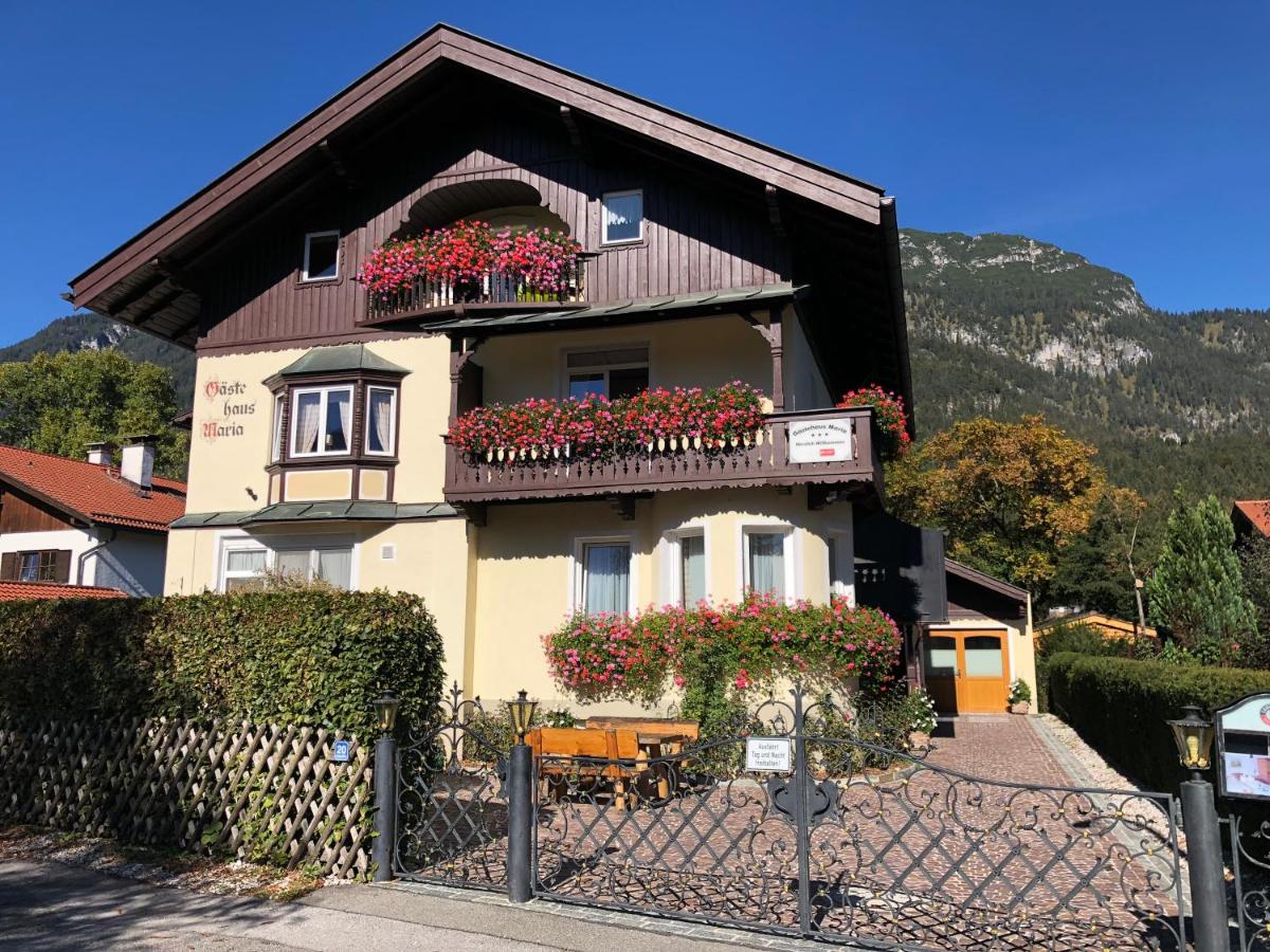 B&B Garmisch-Partenkirchen - Gästehaus Maria - Bed and Breakfast Garmisch-Partenkirchen