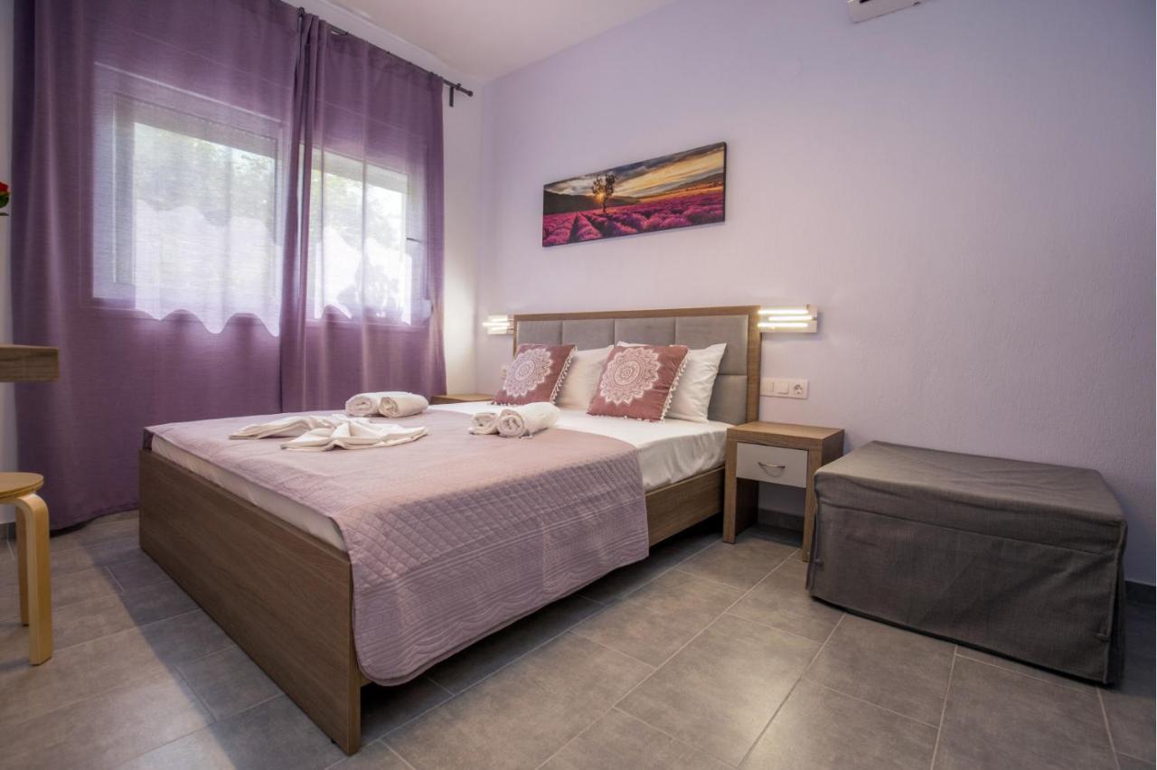 B&B Potos - Studios Koula 2 -MARY - Bed and Breakfast Potos