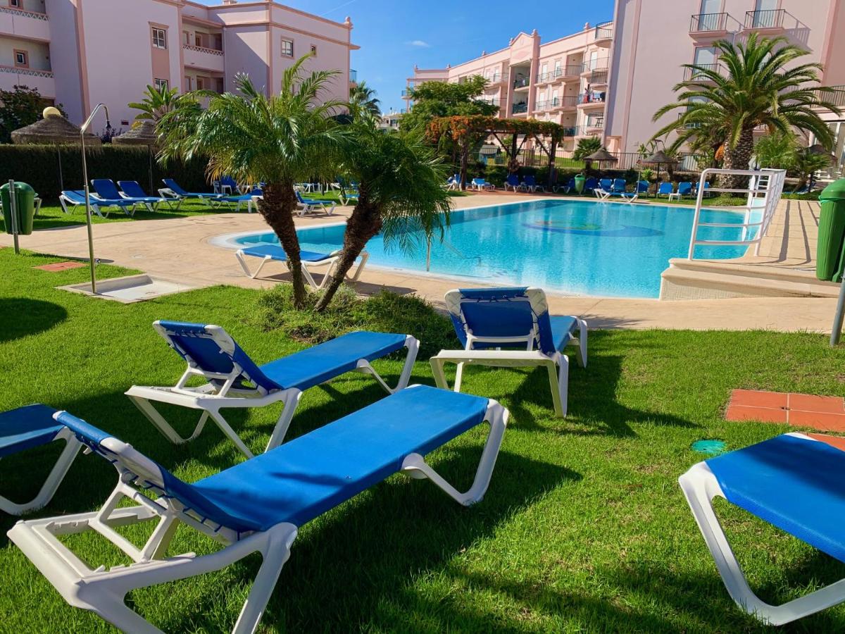 B&B Senhora da Luz - St. James Beach & Pool Apartment - Bed and Breakfast Senhora da Luz