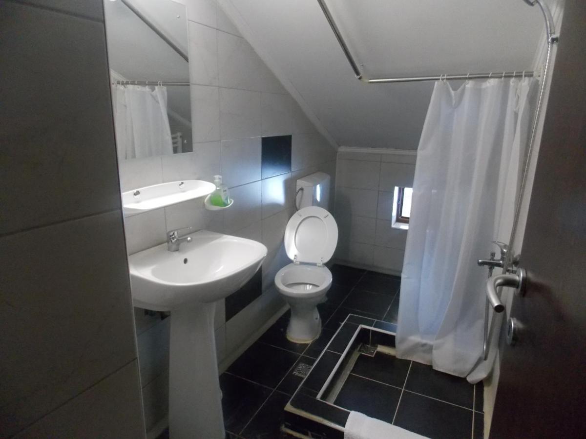 Suite con 2 Camere da Letto (5 Adulti)