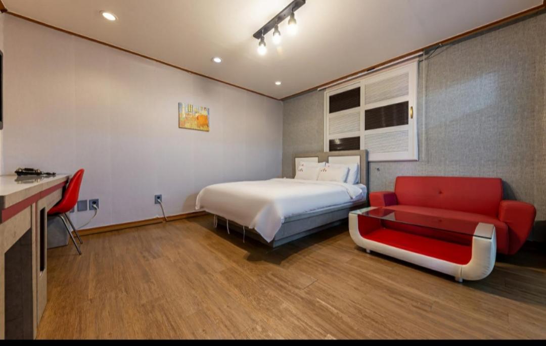 Double Room with Spa Bath