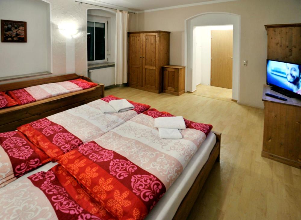 Quadruple Room with Mountain View