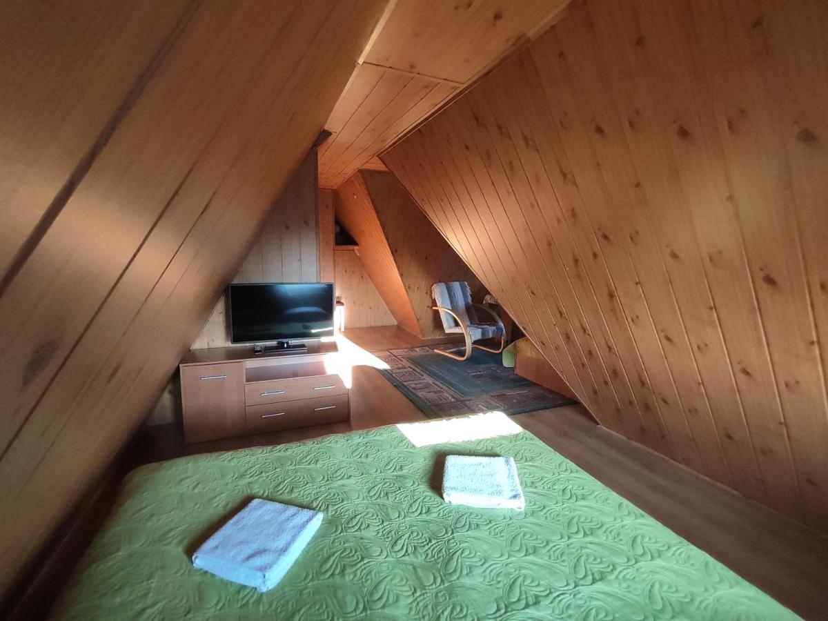 Chambre Triple avec Salle de Bains