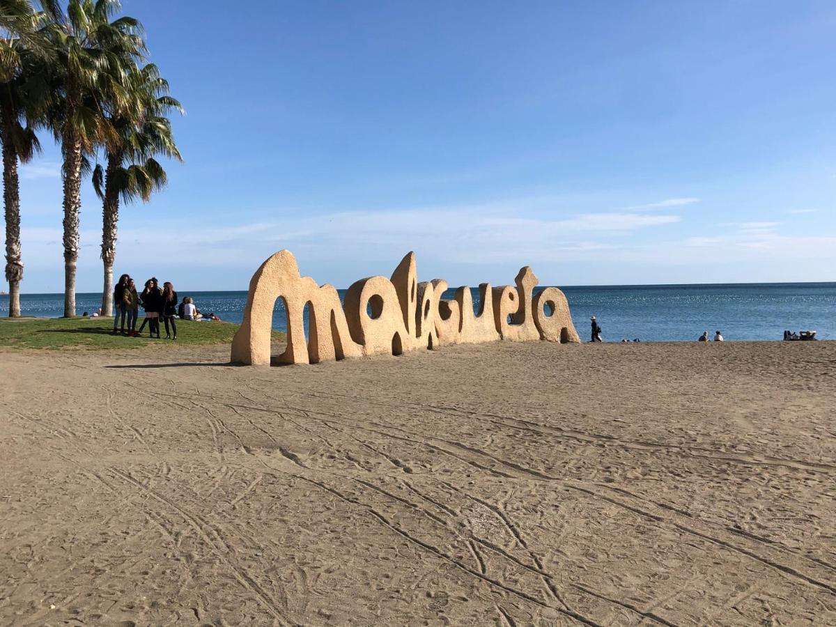 Exclusivo oasis con terraza jardín en la Malagueta, playa y supermercados, centro histórico a un paso - Chambres d'hôtes Málaga