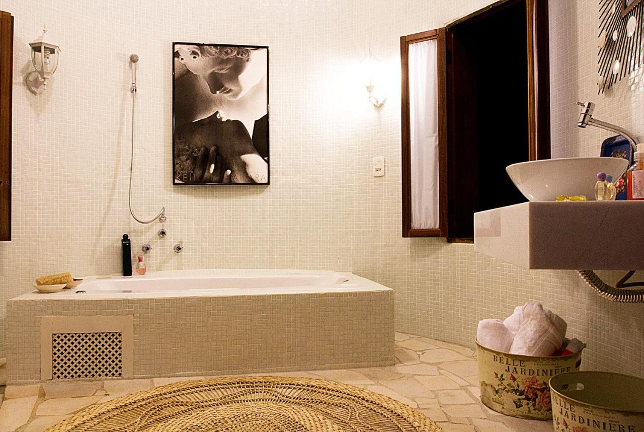 Deluxe Suite with Spa Bath