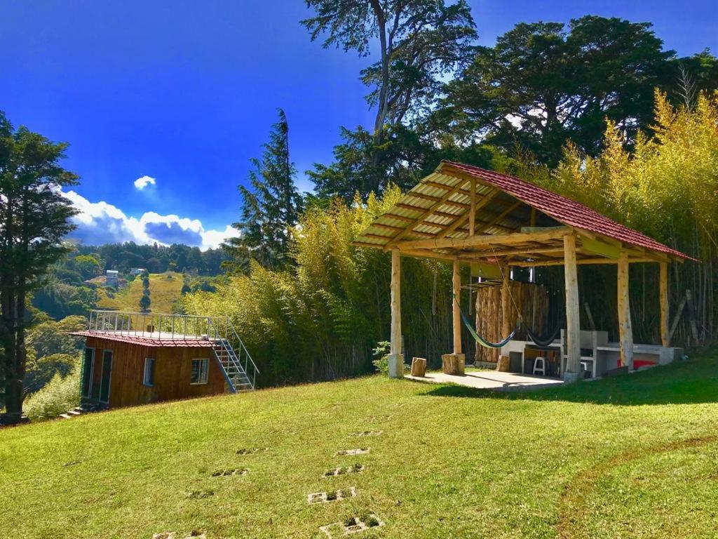 B&B Heredia - Cabaña Mountain View - Bed and Breakfast Heredia