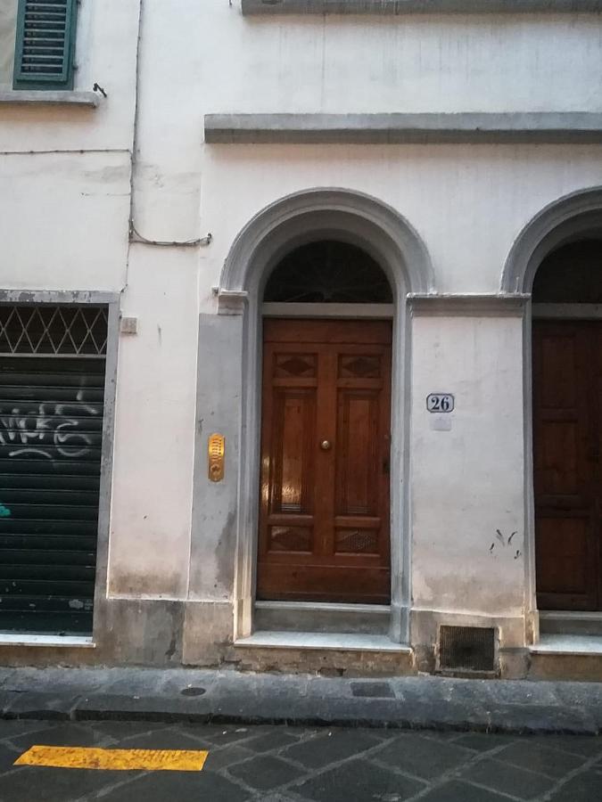 Santa Maria Novella 6 sleeps near the central station - B&B Firenze