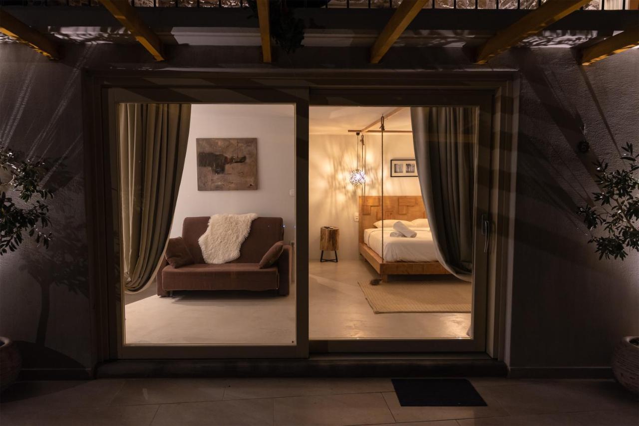 Deluxe Triple Room with garden view