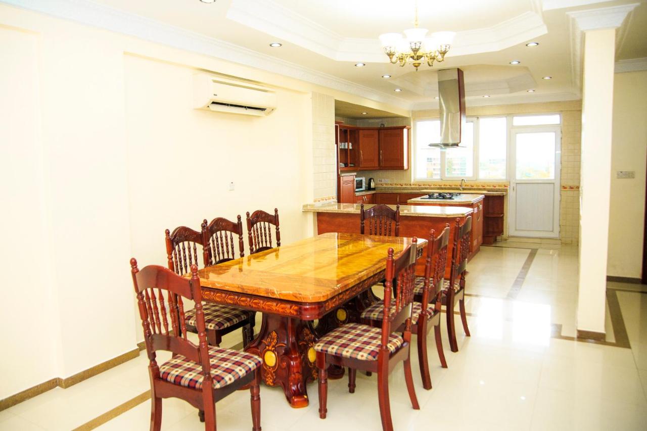 B&B Dar es Salaam - Spacious Apartment near the Beach in Masaki - Bed and Breakfast Dar es Salaam