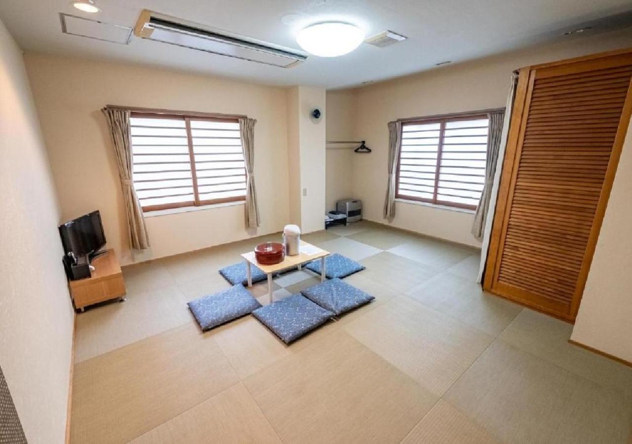 B&B Azagawa - kawagutiko station inn / Vacation STAY 63735 - Bed and Breakfast Azagawa